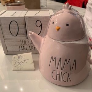 Rae Dunn mama chick teapot